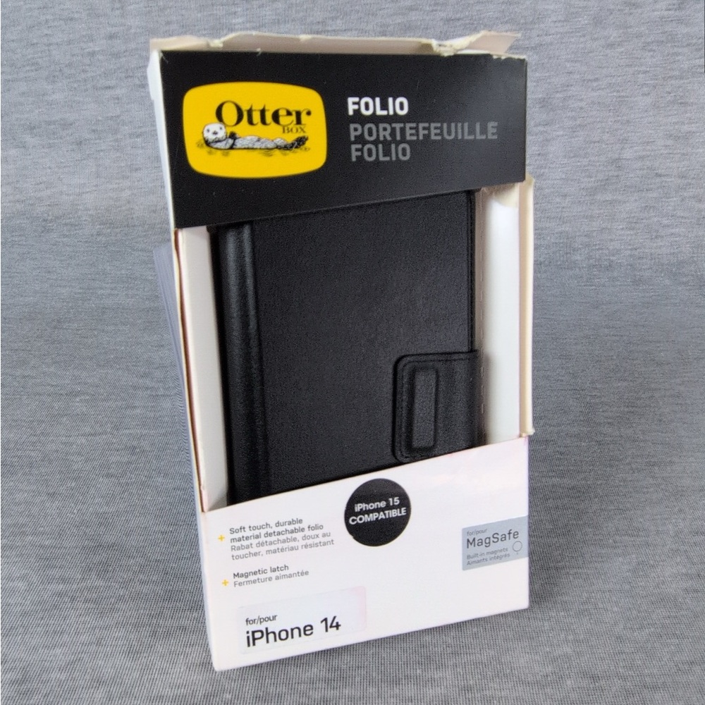 Otterbox Detachable Folio Wallet for MagSafe- for iPhone 14 and 15 - Picture 5 of 15